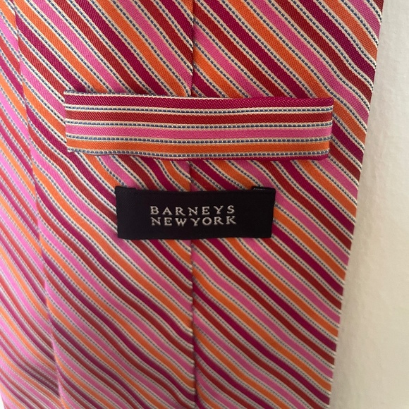 Barney NY Tie - Picture 2 of 4